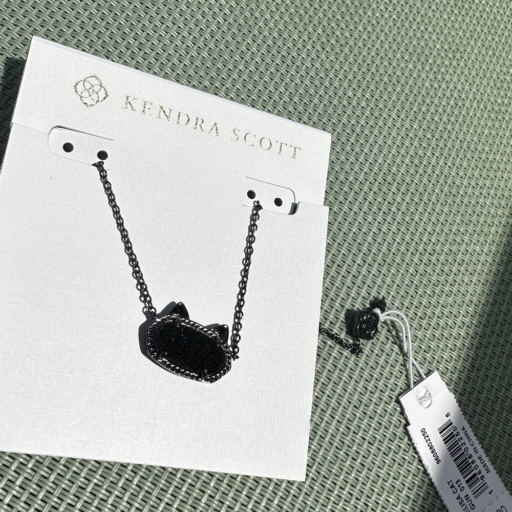 Speciality Kendra Scott Black Cat Drusy Stone Necklace With Silver Chain